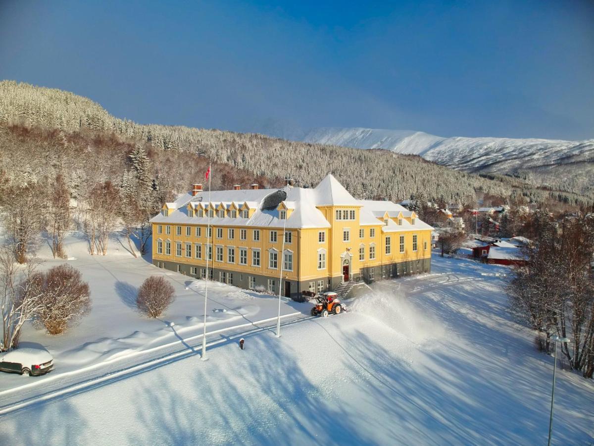 Solhov, Castle Of The Lyngen Alps Hotel Lyngseidet Buitenkant foto